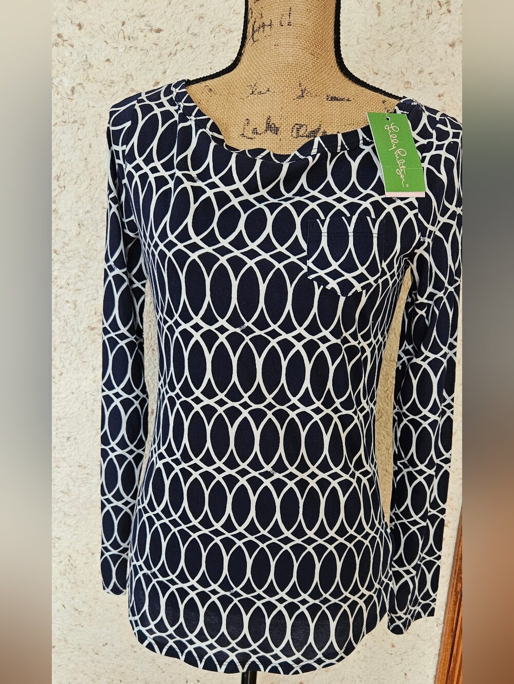 Lilly Pulitzer Navy & White Geometric Ring-Print Long Sleeve Top